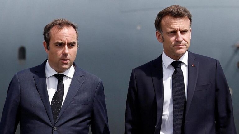French PM survives no-confidence vote by 18 votes – Le Monde.fr