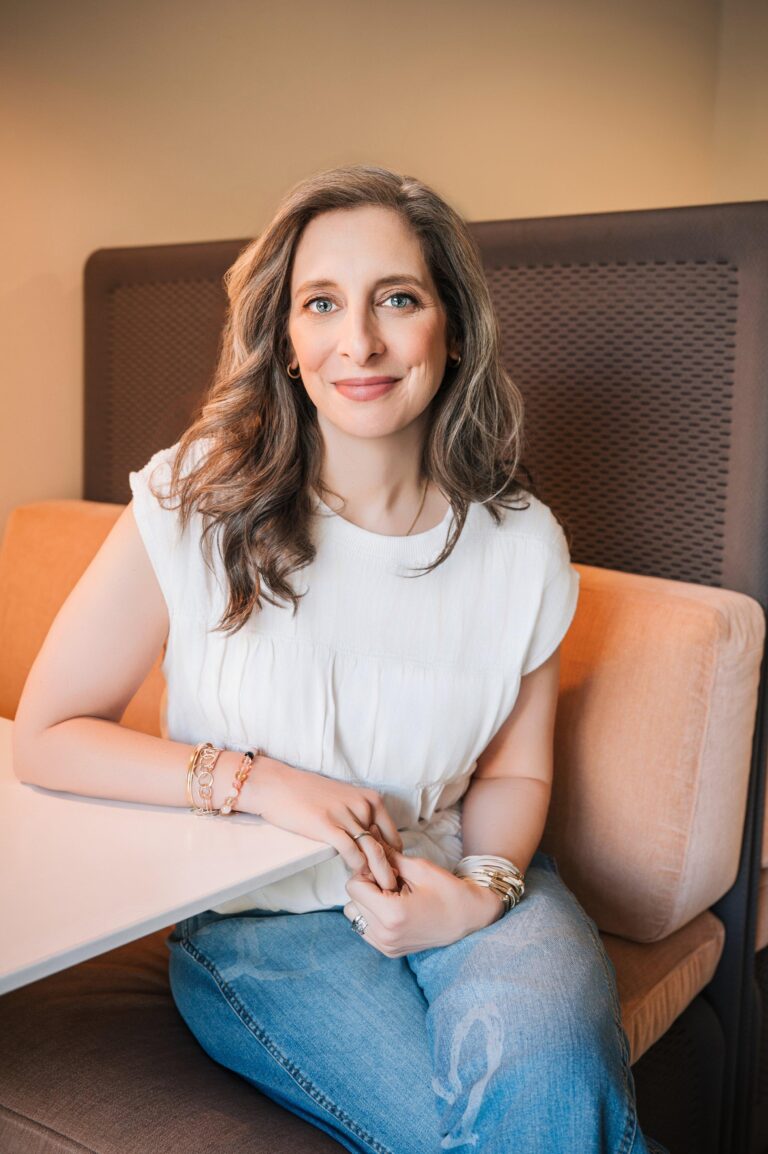 Romance author Kate Clayborn heads to France in ‘The Paris Match,’ see the cover – Entertainment Weekly