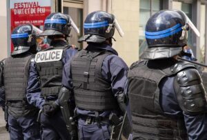 France police kill man attempting to set fire to Rouen synagogue – Jurist.org