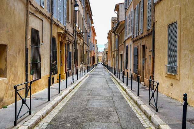 Explore the 8 Most Stunning Airbnb Stays in Aix-en-Provence’s Historic Centre for 2026 8 Best 2026 Airbnb Stays in Aix-en-Provence, France in Historic Centre – TripZilla