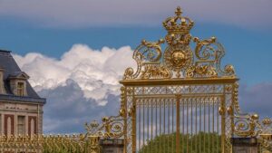 How to Plan a Day Trip to the Palace of Versailles—France’s Most Magnificent Royal Landmark – Travel + Leisure
