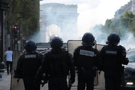 French police kill man suspected of setting fire to synagogue in Rouen – Al Jazeera