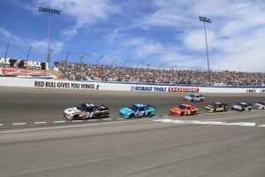 Jim France stepping down as NASCAR CEO, paving way for first non-France family member to lead the sport – Yahoo Sports