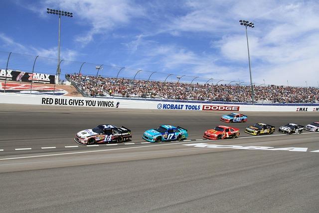 Jim France Steps Down as NASCAR CEO, Paving the Way for the Organization’s First Leader Outside the Family Jim France stepping down as NASCAR CEO, paving way for first non-France family member to lead the sport – Yahoo Sports