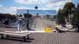 France Paris Bridge Damaged – Journal-News.com