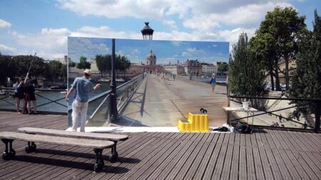 France Paris Bridge Damaged – Journal-News.com