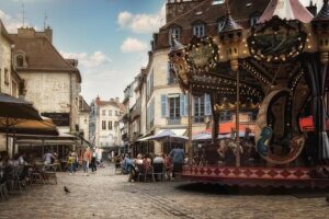 Jail for man who made £185k smuggling people from UK to France – The Crown Prosecution Service