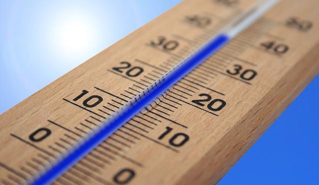 Windows Are Open and Shoes Are Off, but Classes Keep Going Despite Scorching Heat Windows Are Open and Shoes Are Off, but Class Is Still On in Extreme Heat – The New York Times