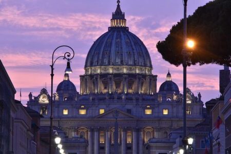 Pope Leo’s schedule for his four-day Apostolic Journey to France – Vatican News