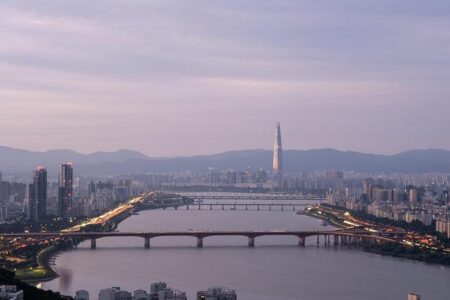 Han River’s ‘Bird,’ Captivated Avignon, Comes to Seoul in October – 매일경제