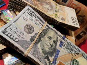 Toasted, not burnt France s bond sell-off and the road to the 2027 election – Allianz Trade