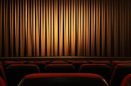 France’s Cinema Rebound Can’t Escape Politics: Paris Edition – Bloomberg.com