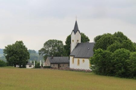 Church in France seeks to help restore a sense of meaning – Vatican News
